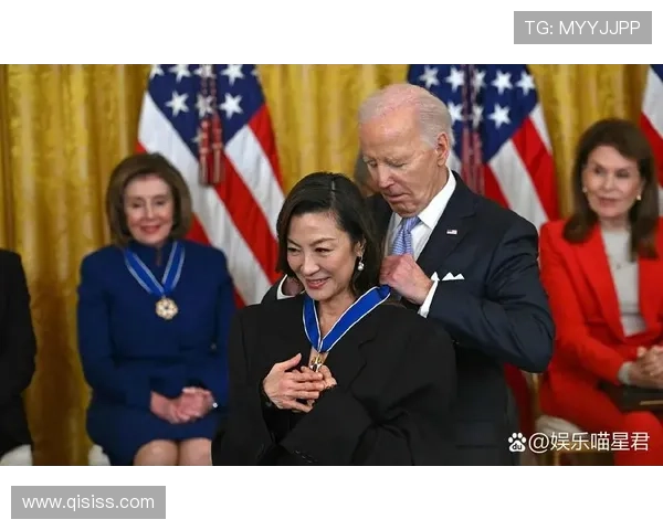 卡斯尔称赞科内特在攻防两端表现出色并展现出卓越沟通能力